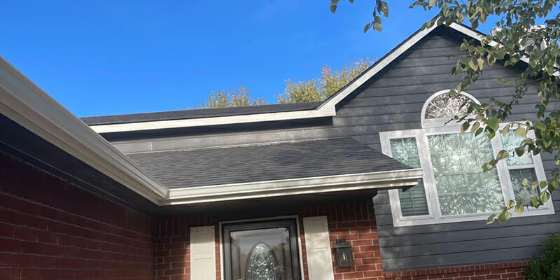 best asphalt shingle roof repair and replacement company Wichita