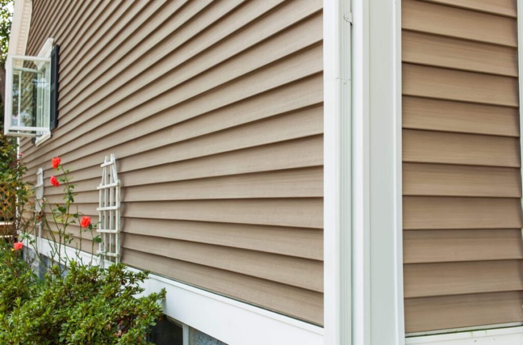 right energy-efficient siding for Kansas weather